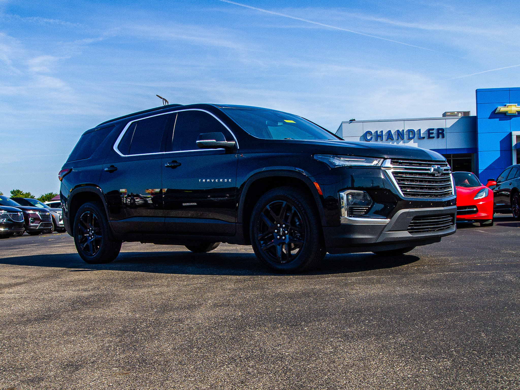 Used 2022 Chevrolet Traverse LT AWD/4WD image 9
