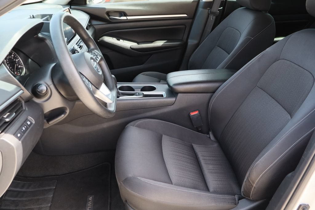 Used 2022 Nissan Altima 2.5 SV FWD image 21