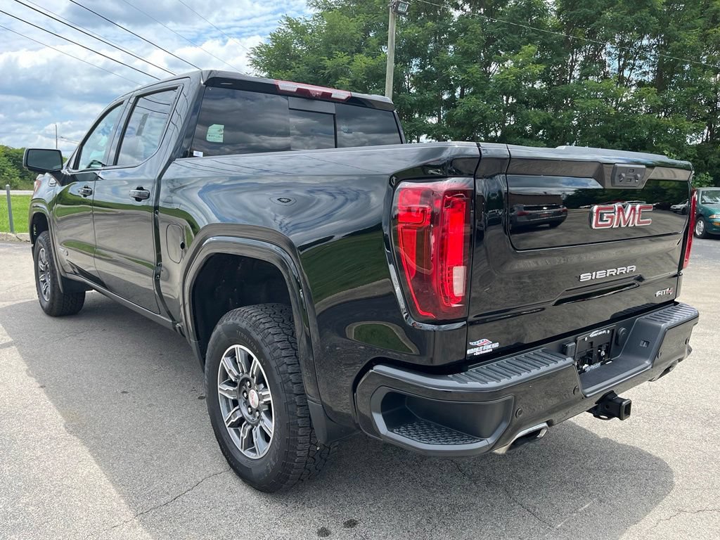 Used 2024 GMC Sierra 1500 AT4 w/ Technology Package AWD/4WD image 6