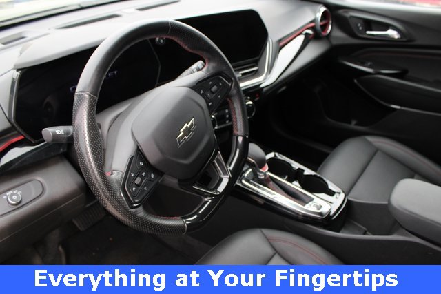 Used 2024 Chevrolet Trax RS w/ Driver Confidence Package image 2