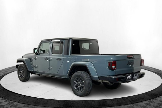 New 2025 Jeep Gladiator Sport AWD/4WD image 3