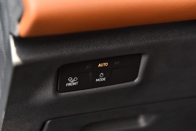 New 2026 Volkswagen Tiguan SEL R-Line AWD/4WD image 11