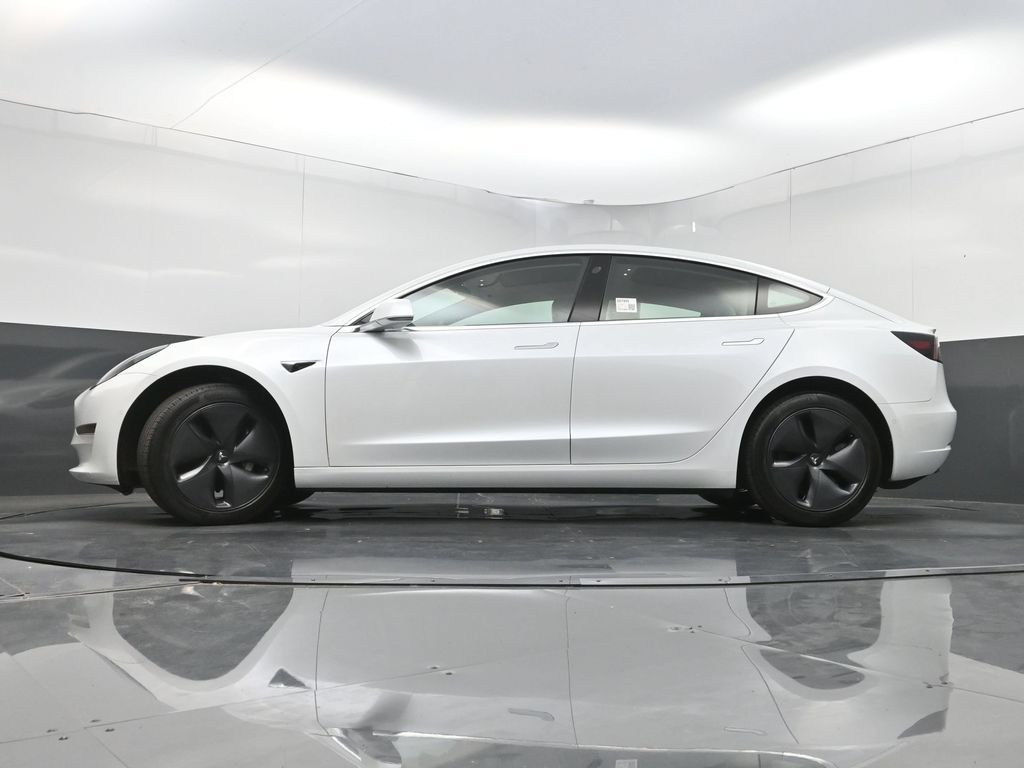 Used 2020 Tesla Model 3 Standard Range Plus RWD image 26