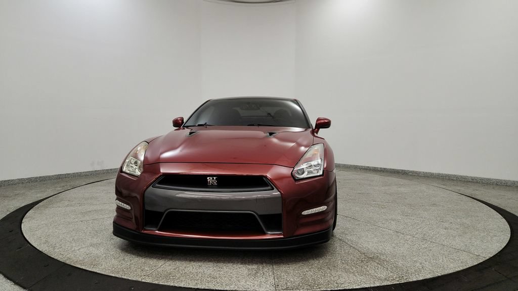 Used 2015 Nissan GT-R Premium AWD/4WD image 8