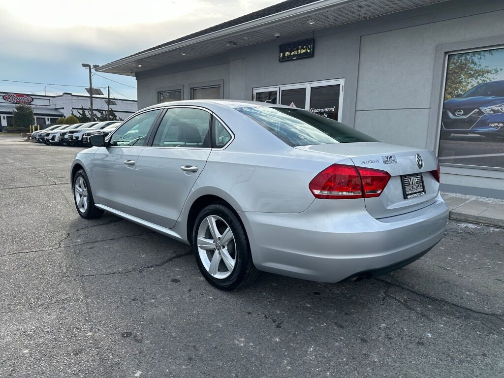 Used 2014 Volkswagen Passat 1.8T Wolfsburg Edition image 5