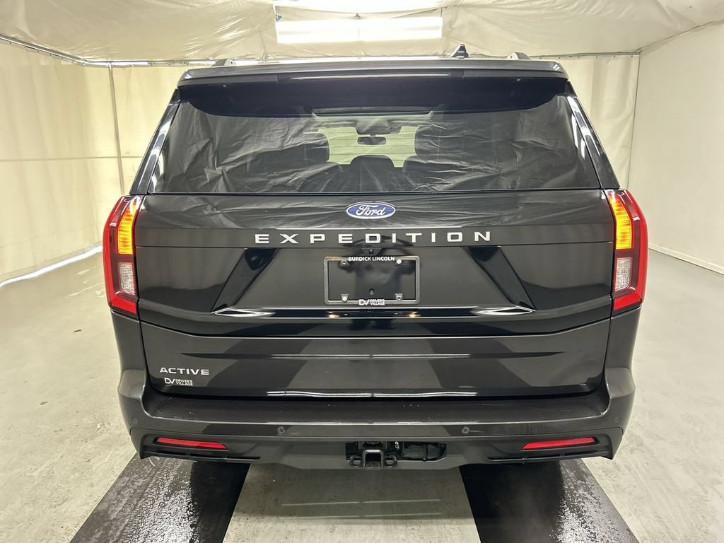 Used 2025 Ford Expedition Active AWD/4WD image 22