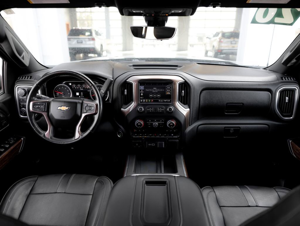 Used 2020 Chevrolet Silverado 1500 High Country w/ Technology Package AWD/4WD image 19