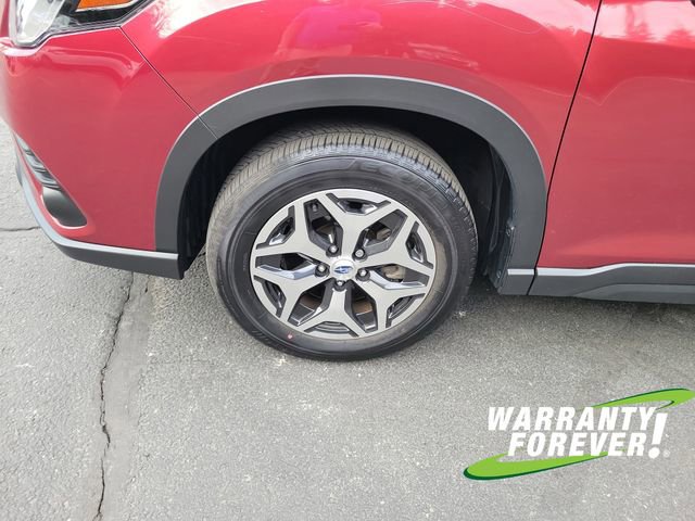 Used 2023 Subaru Forester Premium image 19