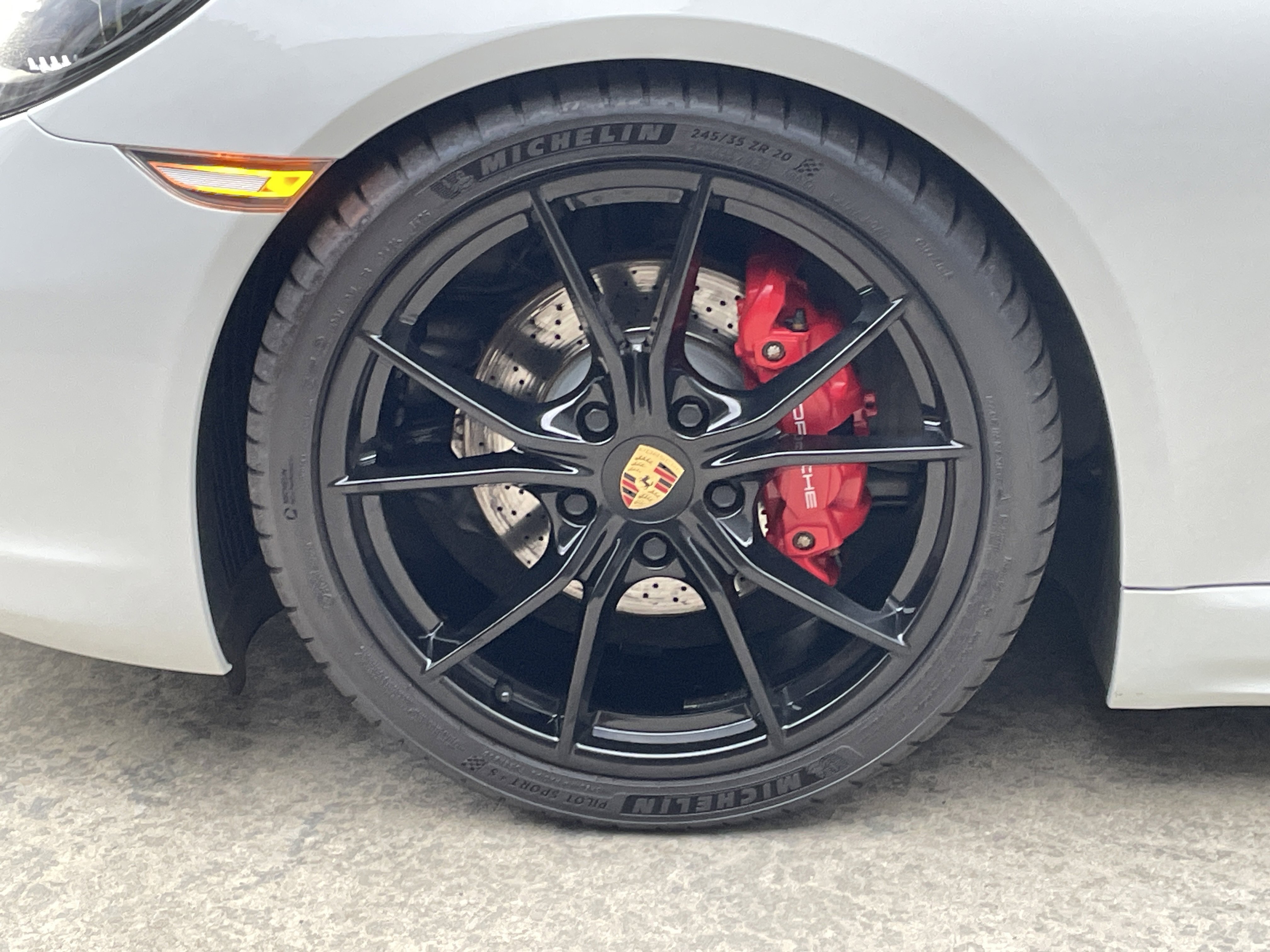 Used 2017 Porsche 718 Boxster S image 27