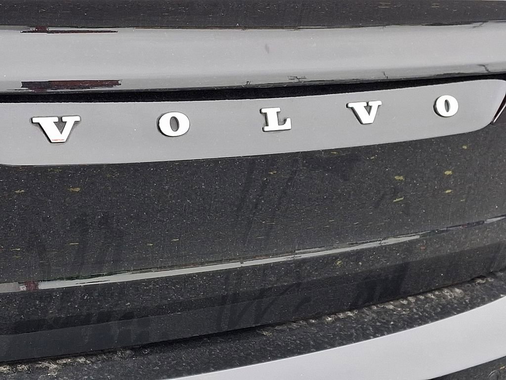 Used 2023 Volvo S90 B6 Plus AWD/4WD image 22