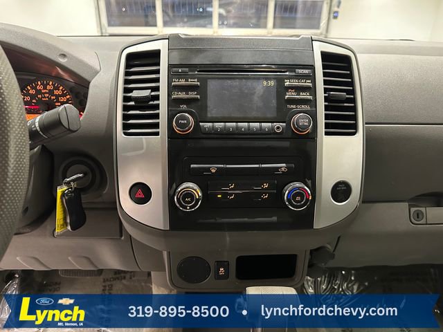 Used 2014 Nissan Frontier SV image 10