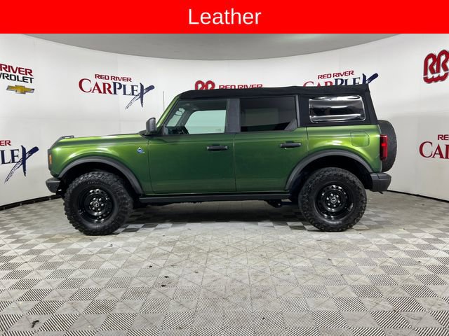 Used 2022 Ford Bronco Black Diamond image 4