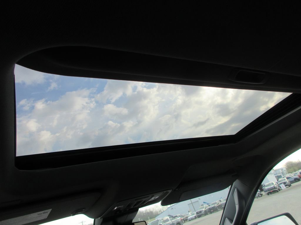 New 2026 GMC Sierra 1500 Elevation w/ Elevation Premium Package image 17