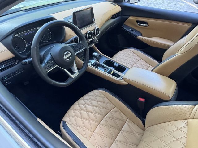 Used 2025 Nissan Sentra SV w/ SV Premium Package FWD image 28
