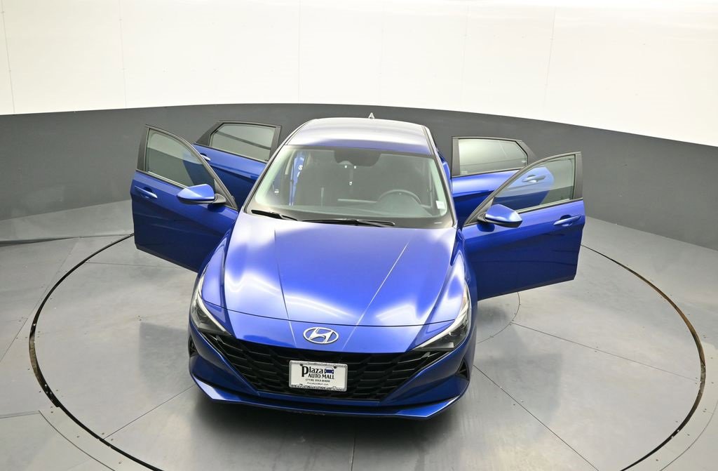 Certified 2023 Hyundai Elantra SEL image 45