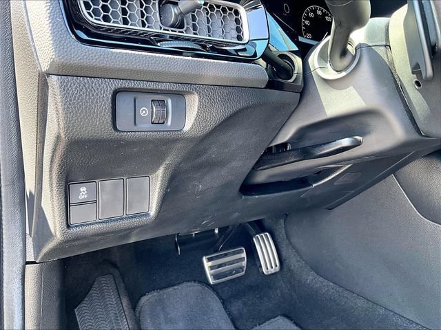 Used 2025 Honda Civic Sport image 28