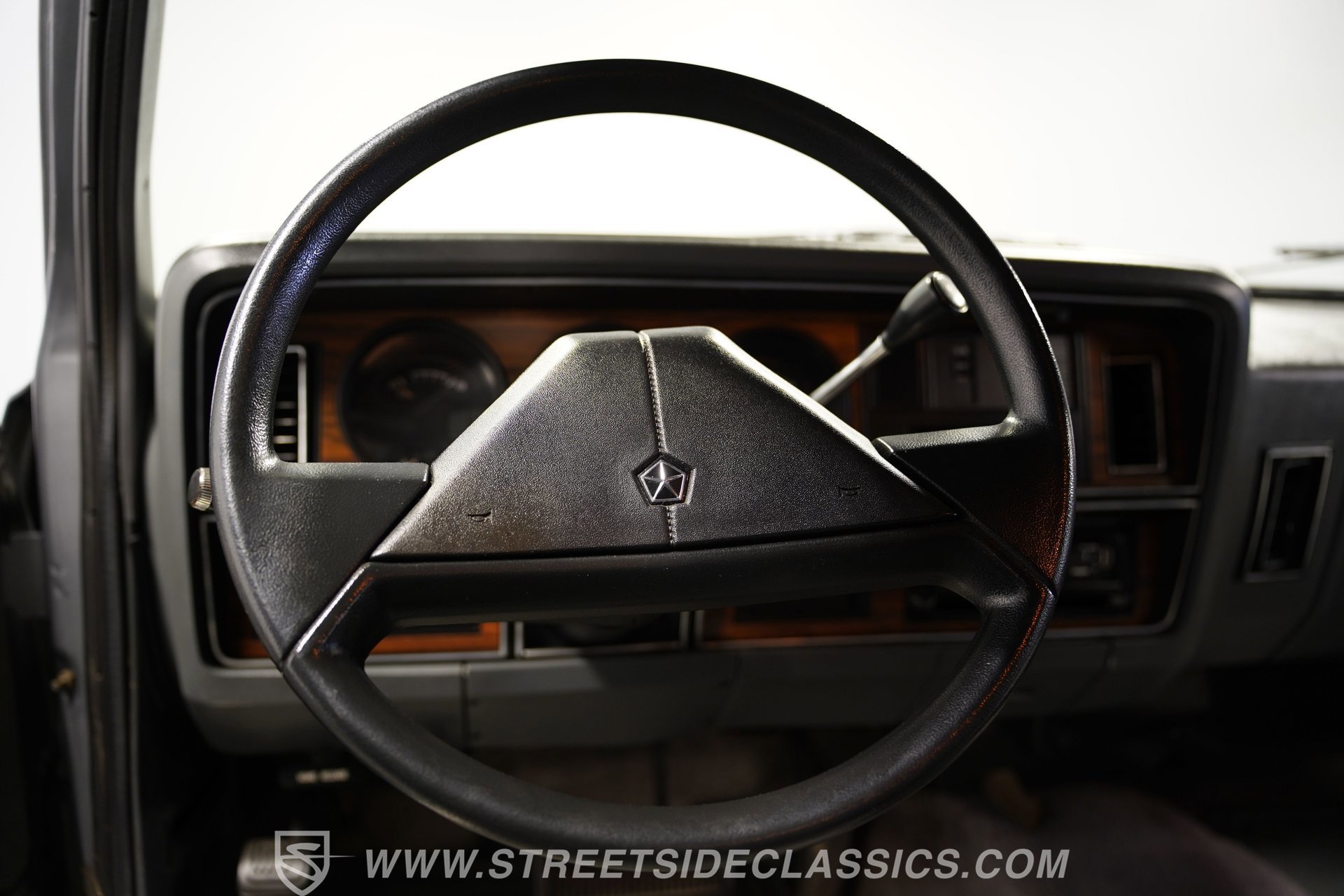 Used 1990 Dodge Ramcharger 2WD image 39