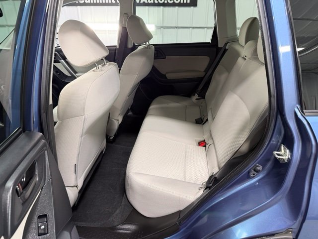 Used 2016 Subaru Forester 2.5i Premium w/ All-Weather Package AWD/4WD image 10