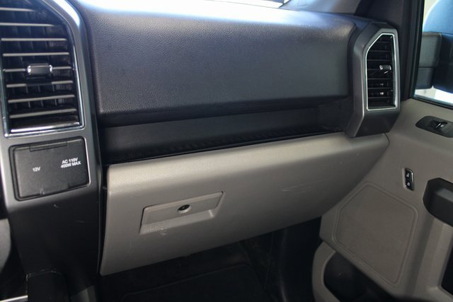Used 2018 Ford F150 XLT w/ Equipment Group 302A Luxury image 28