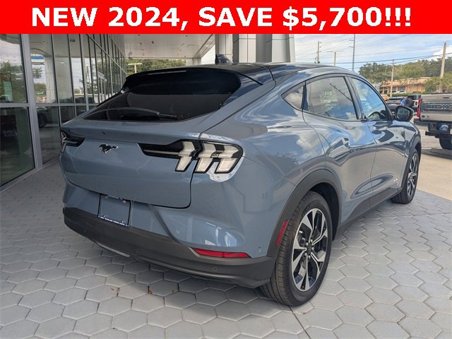 New 2024 Ford Mustang Mach-E Select image 15