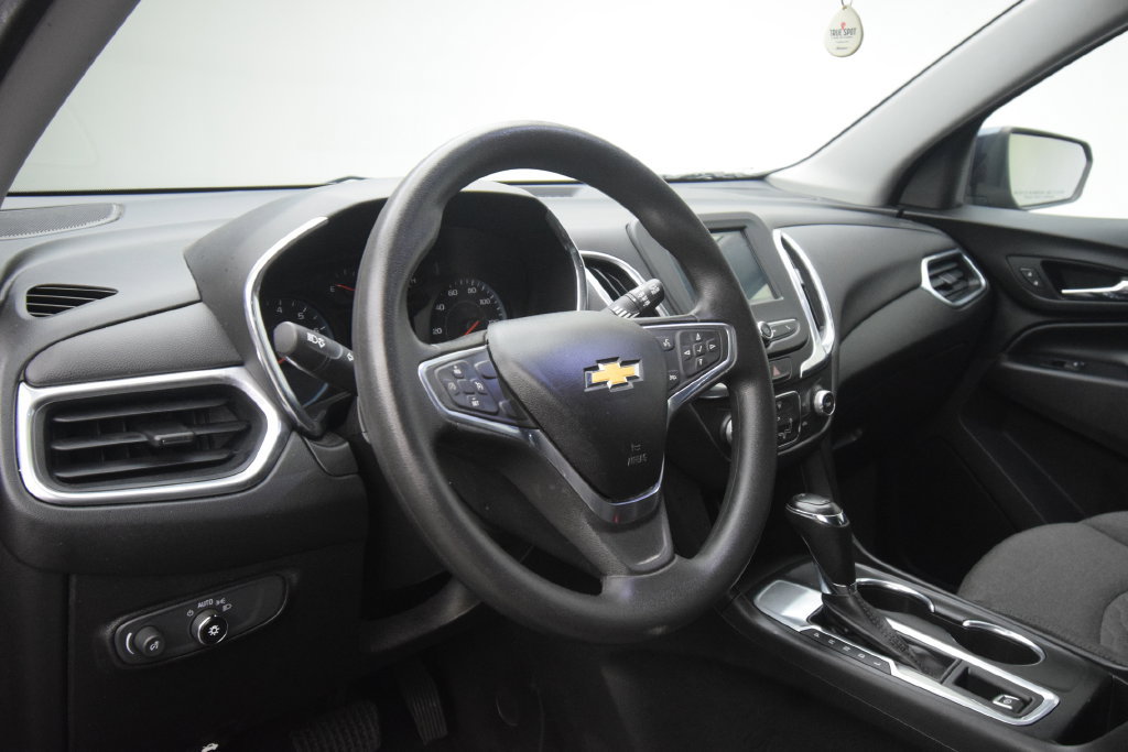 Used 2018 Chevrolet Equinox LT FWD image 11