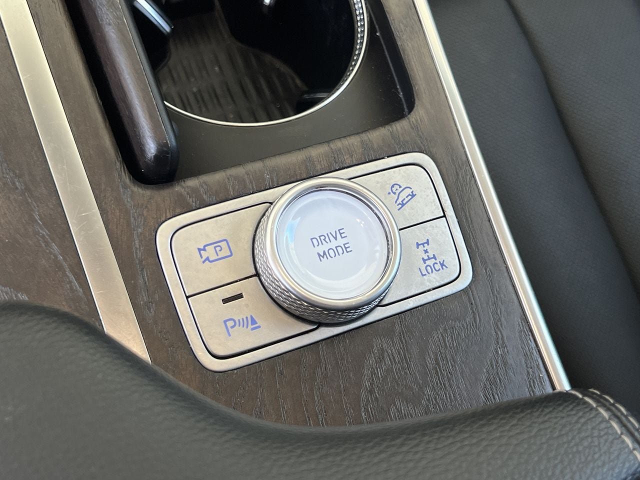 Used 2024 Genesis GV80 2.5T AWD/4WD image 20