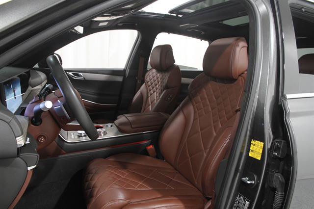 Certified 2025 Genesis GV80 3.5T Prestige AWD/4WD image 5