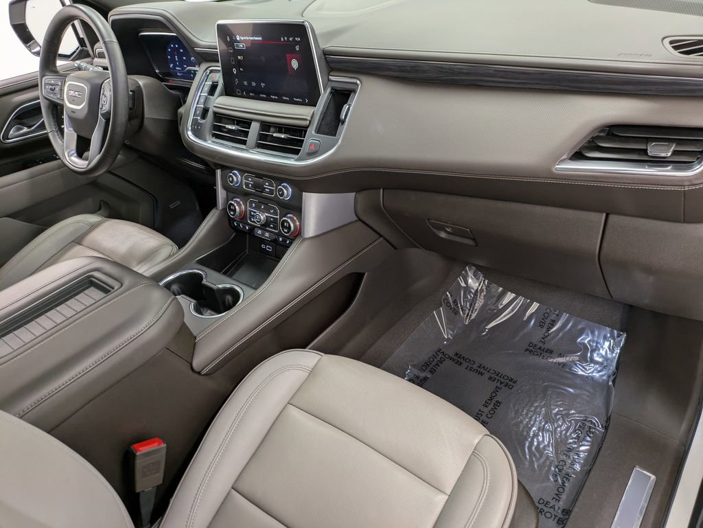 Used 2023 GMC Yukon SLT w/ SLT Premium Package image 29