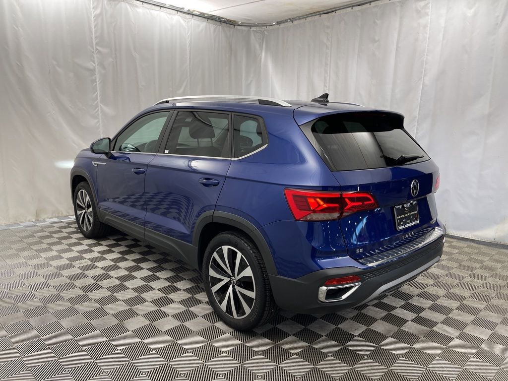 Used 2022 Volkswagen Taos SE image 6