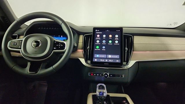 New 2026 Volvo XC90 T8 Plus w/ Protection Package Premier AWD/4WD image 26