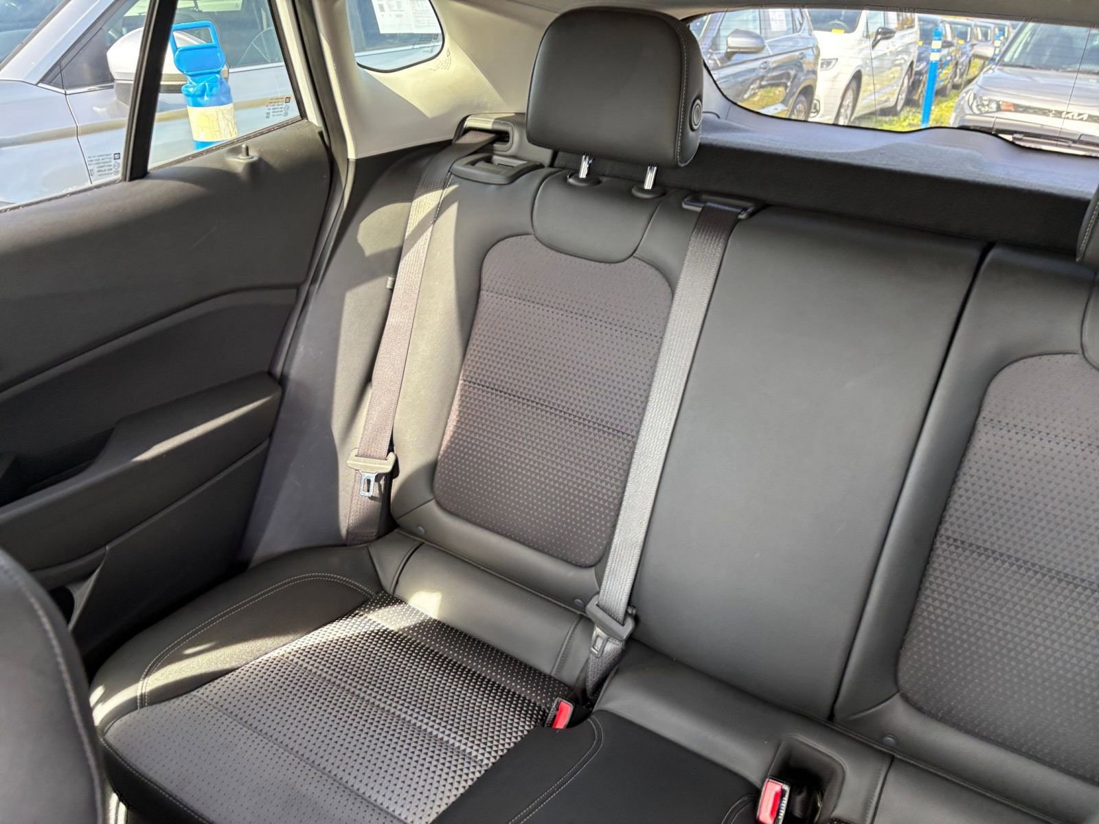 Used 2025 Chevrolet Trax LT image 41