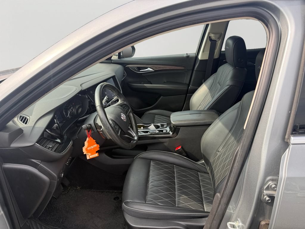 Used 2023 Buick Envision Avenir AWD/4WD image 23