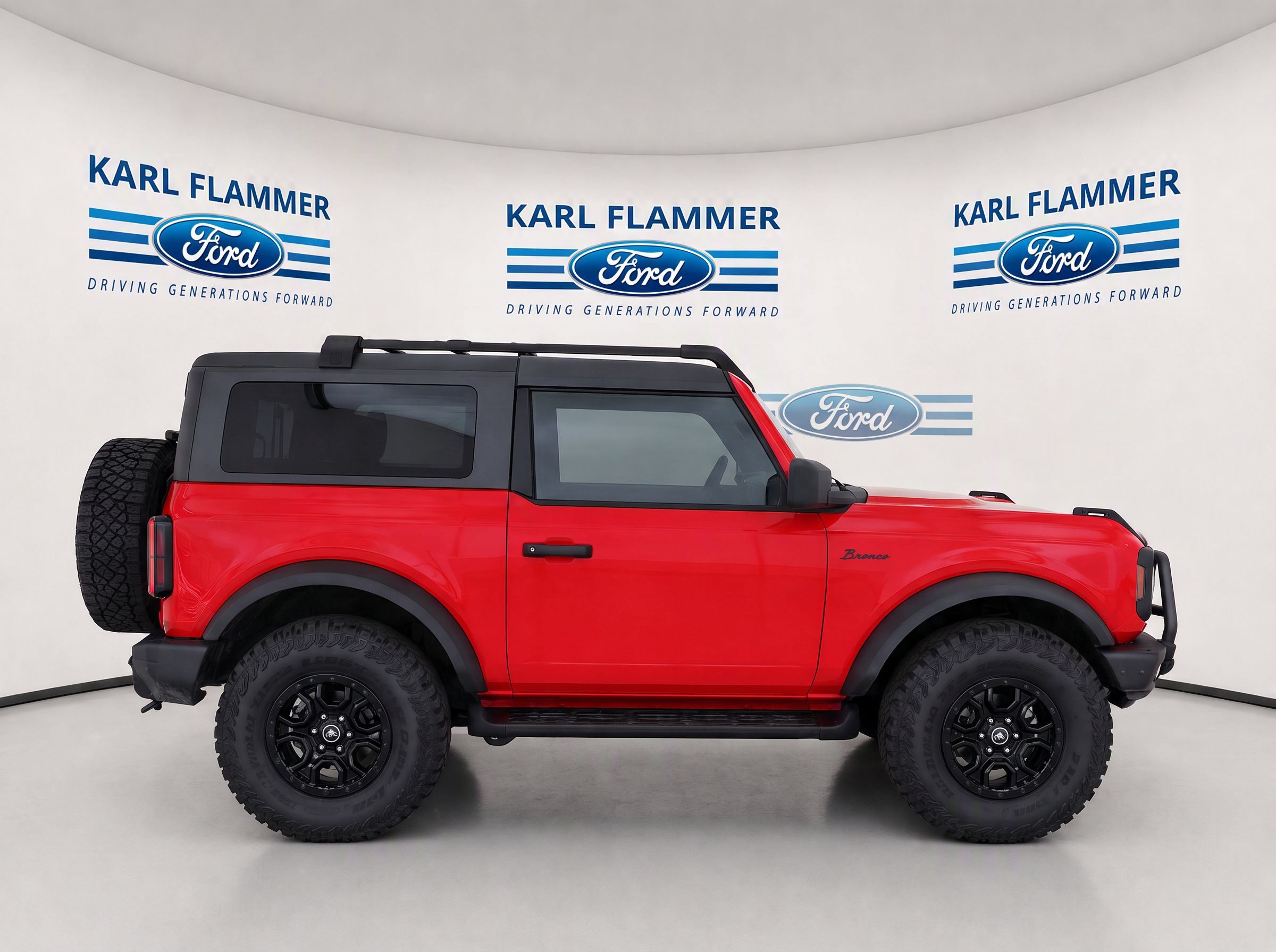 Certified 2021 Ford Bronco Big Bend w/ Sasquatch Package AWD/4WD image 2