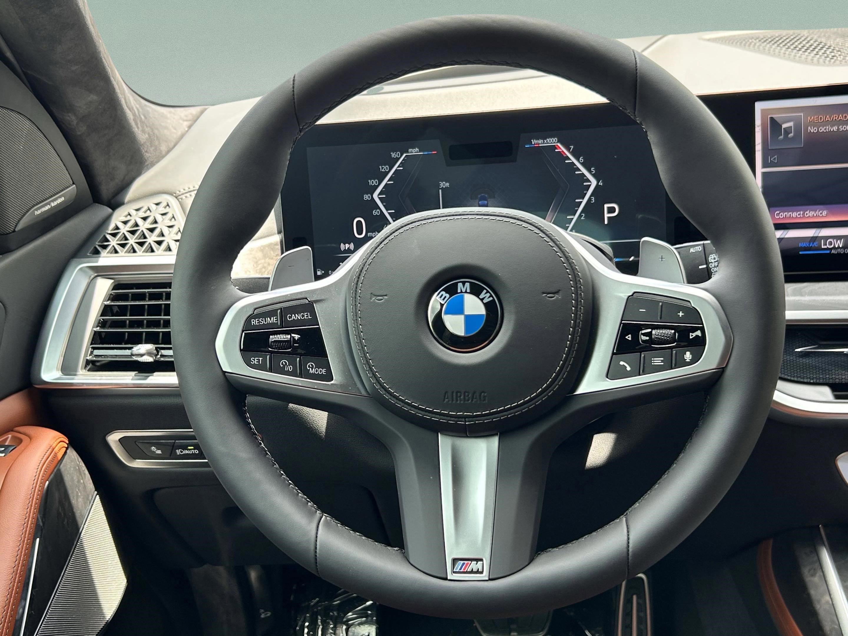 Used 2026 BMW X7 xDrive40i image 9