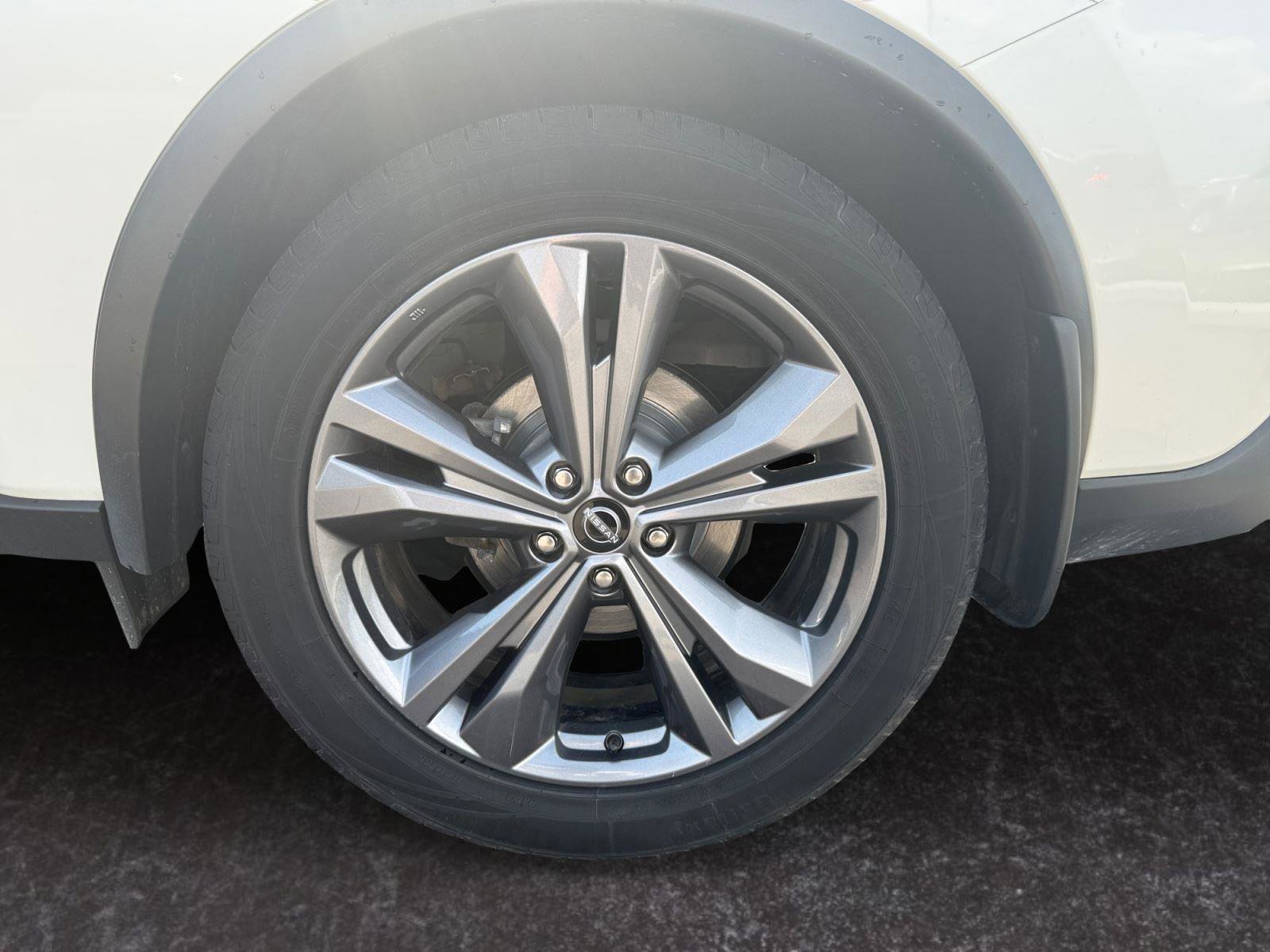 Used 2024 Nissan Murano Platinum AWD/4WD image 29
