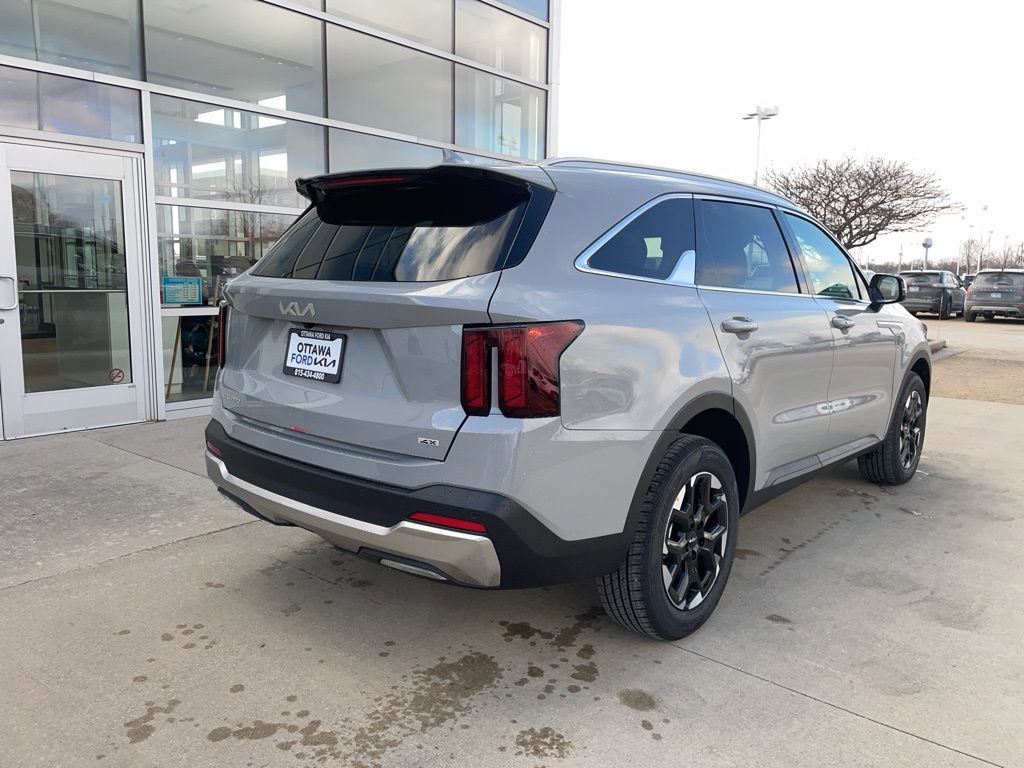 New 2026 Kia Sorento S image 5