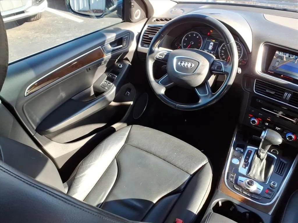 Used 2016 Audi Q5 2.0T Premium Plus w/ Technology Package image 17