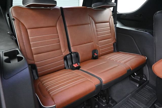 Used 2024 GMC Yukon Denali Ultimate AWD/4WD image 14