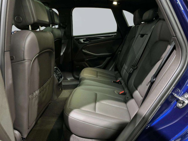Used 2024 Porsche Macan image 72