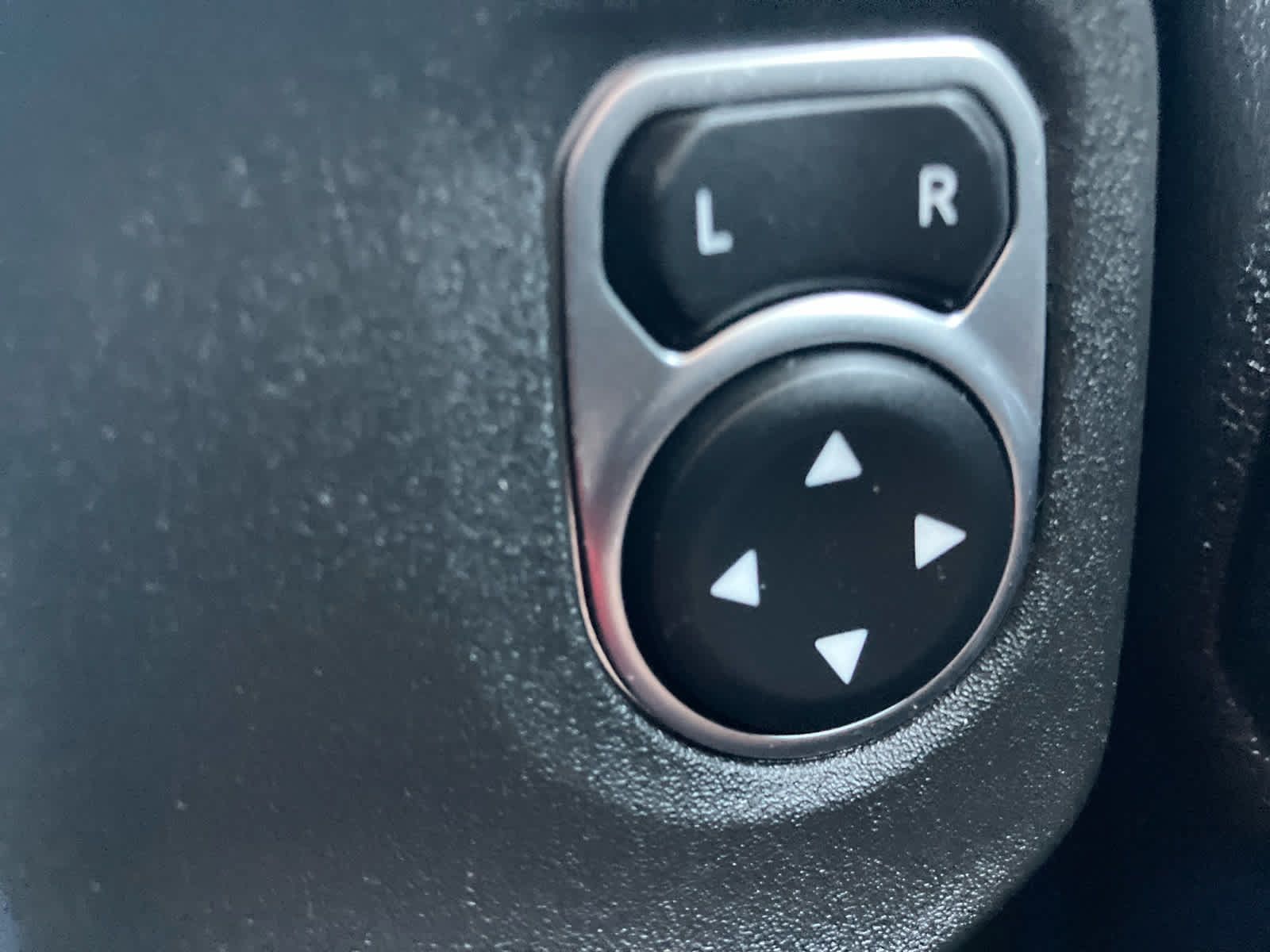 Used 2022 Jeep Wrangler Unlimited Sport AWD/4WD image 11