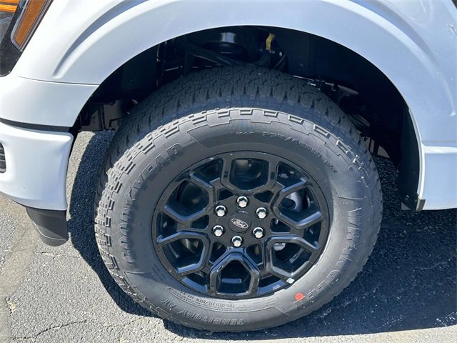 New 2025 Ford F150 XLT w/ Equipment Group 302A MID image 9