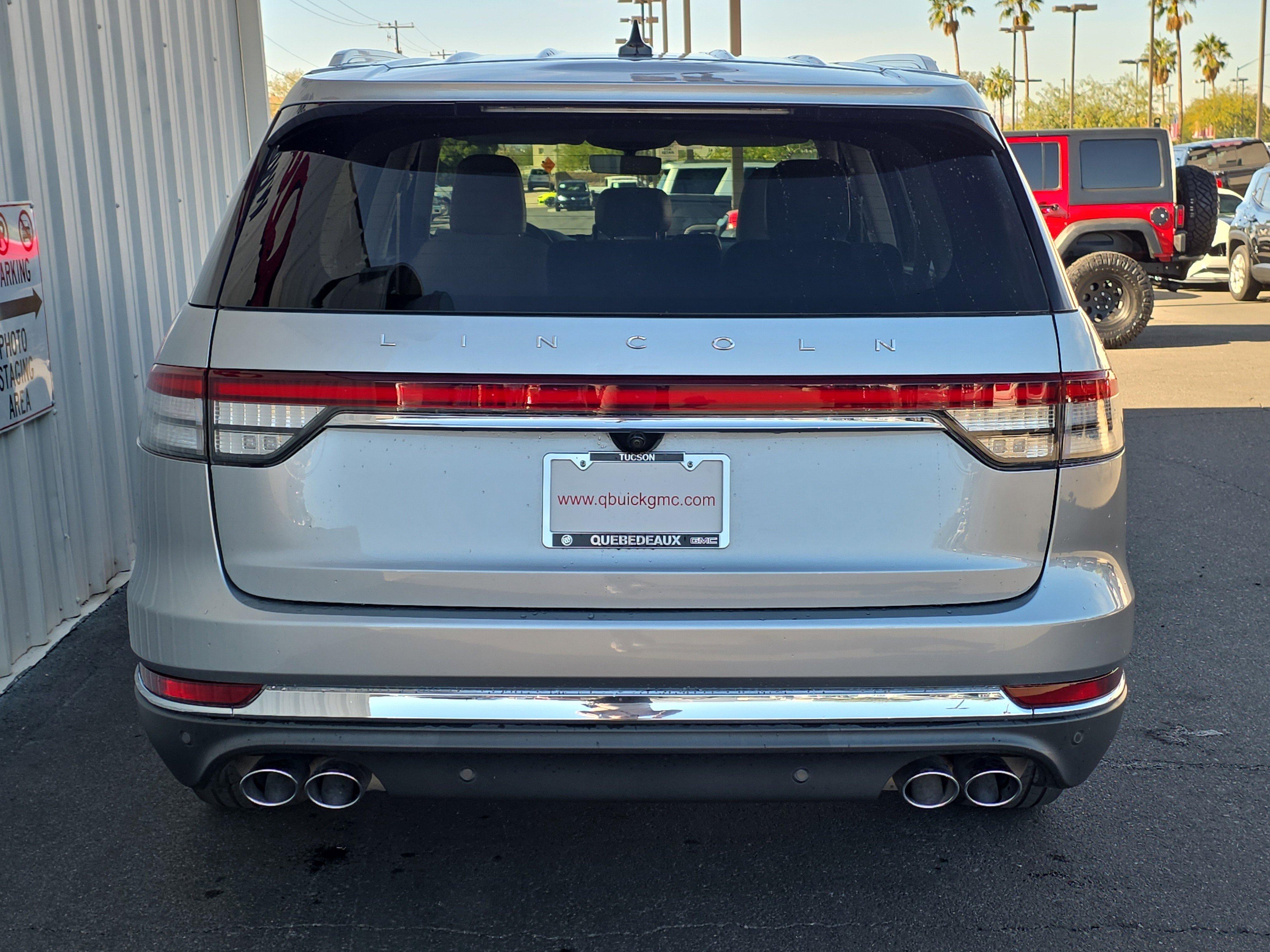 Used 2023 Lincoln Aviator 2WD w/ Elements Package image 7