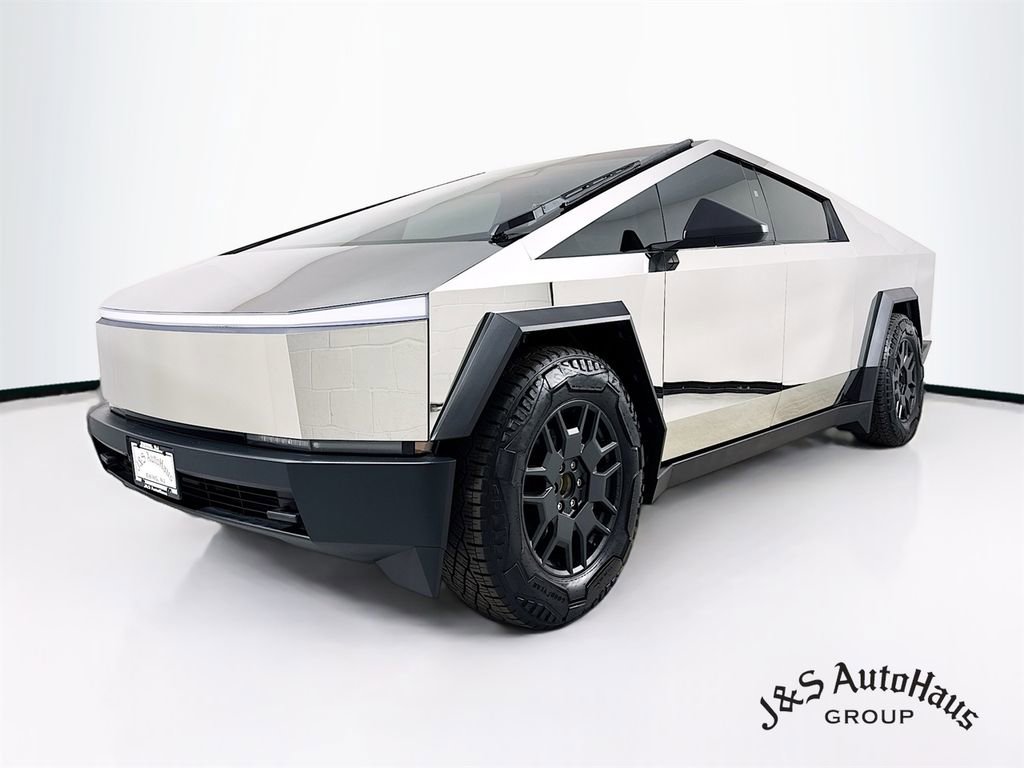 Used 2024 Tesla Cybertruck AWD Crew Cab image 3