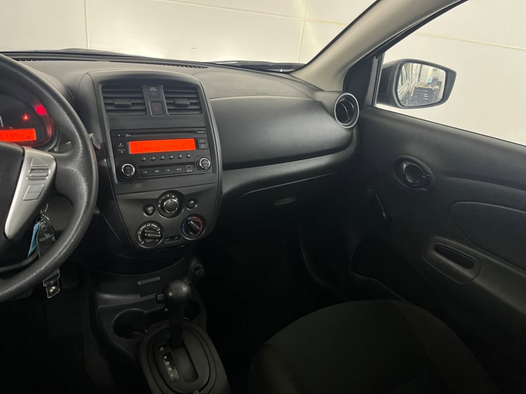 Used 2018 Nissan Versa S Plus image 32