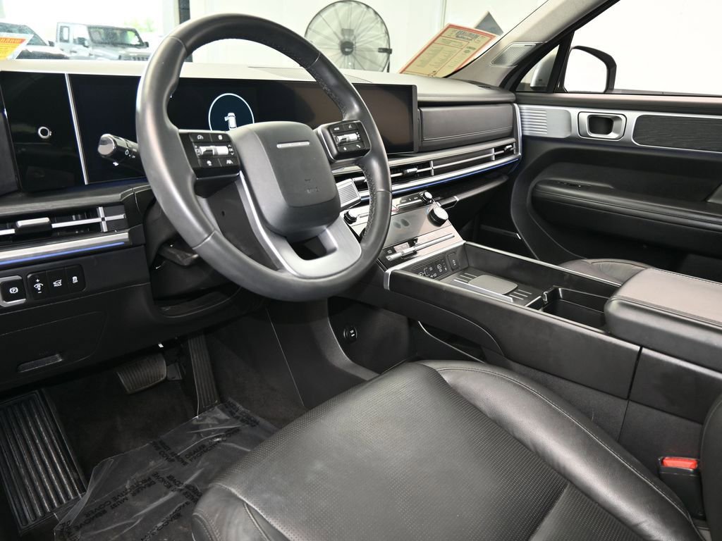 Used 2024 Hyundai Santa Fe Limited image 14