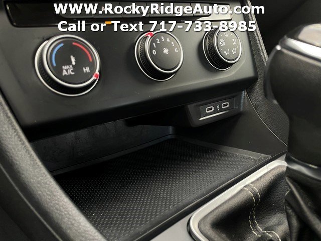 Used 2024 Volkswagen Jetta S image 19