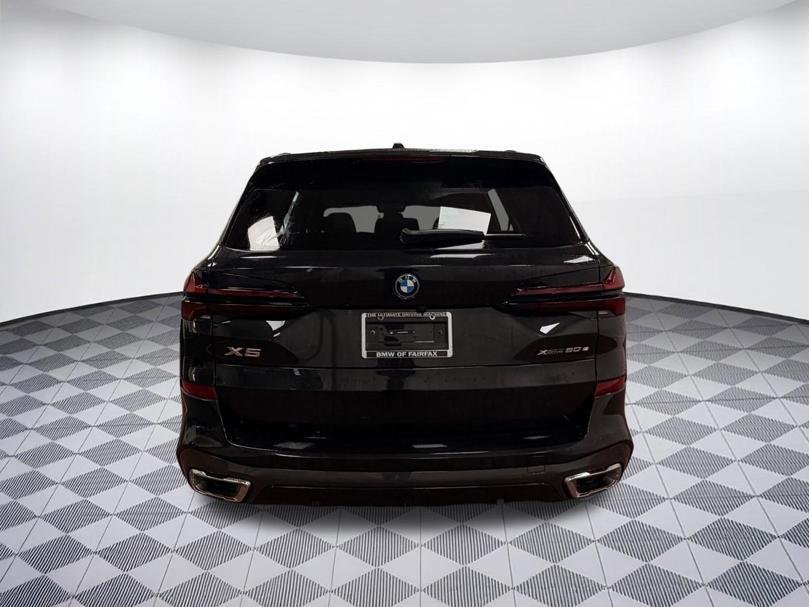 New 2026 BMW X5 xDrive50e w/ M Sport Package image 9