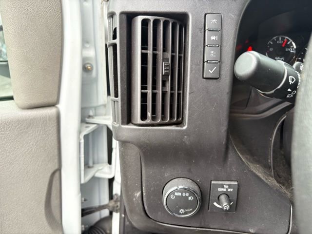 Used 2024 GMC Savana 2500 w/ Driver Convenience Package image 30