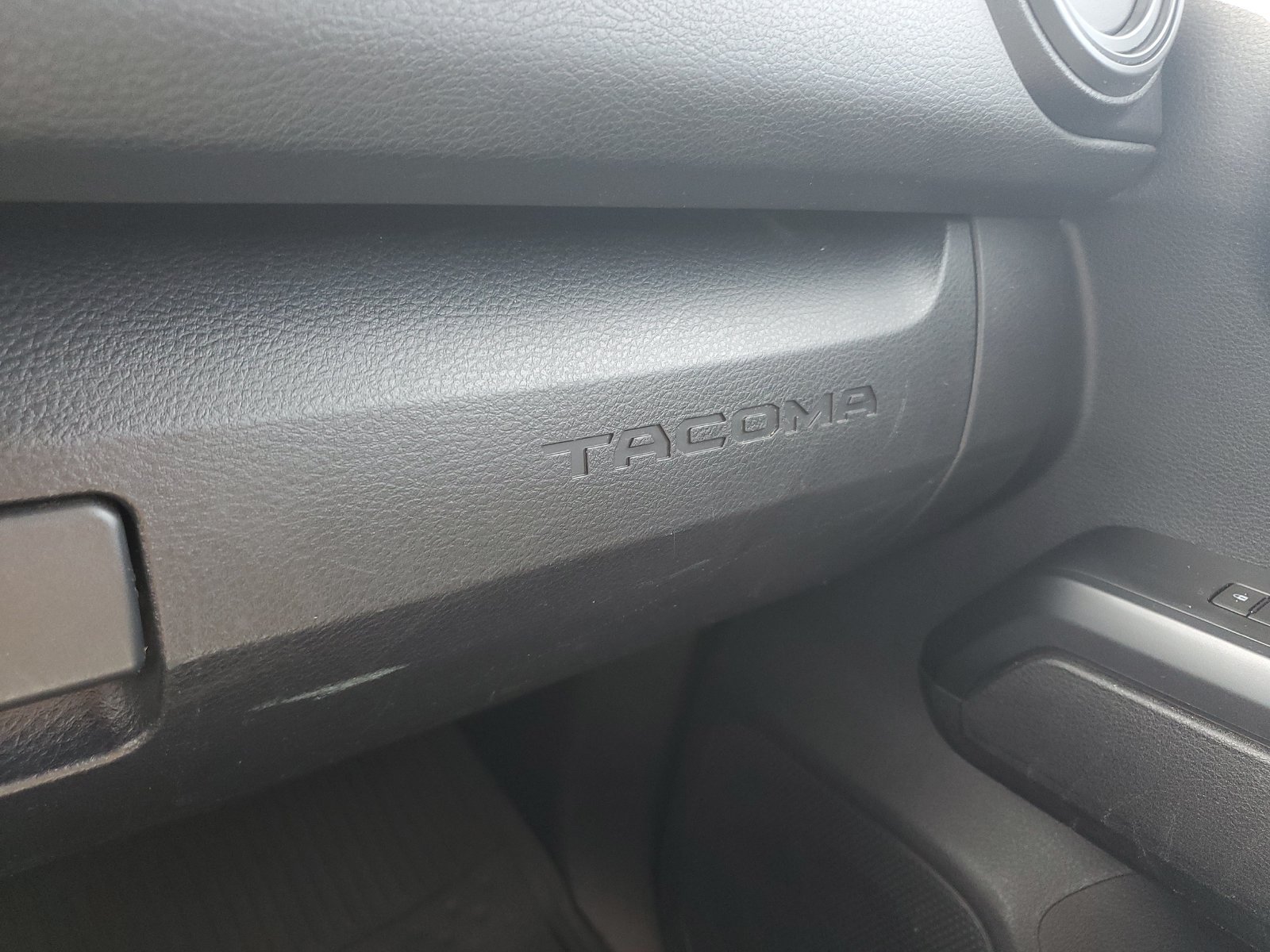 Certified 2023 Toyota Tacoma SR RWD image 30