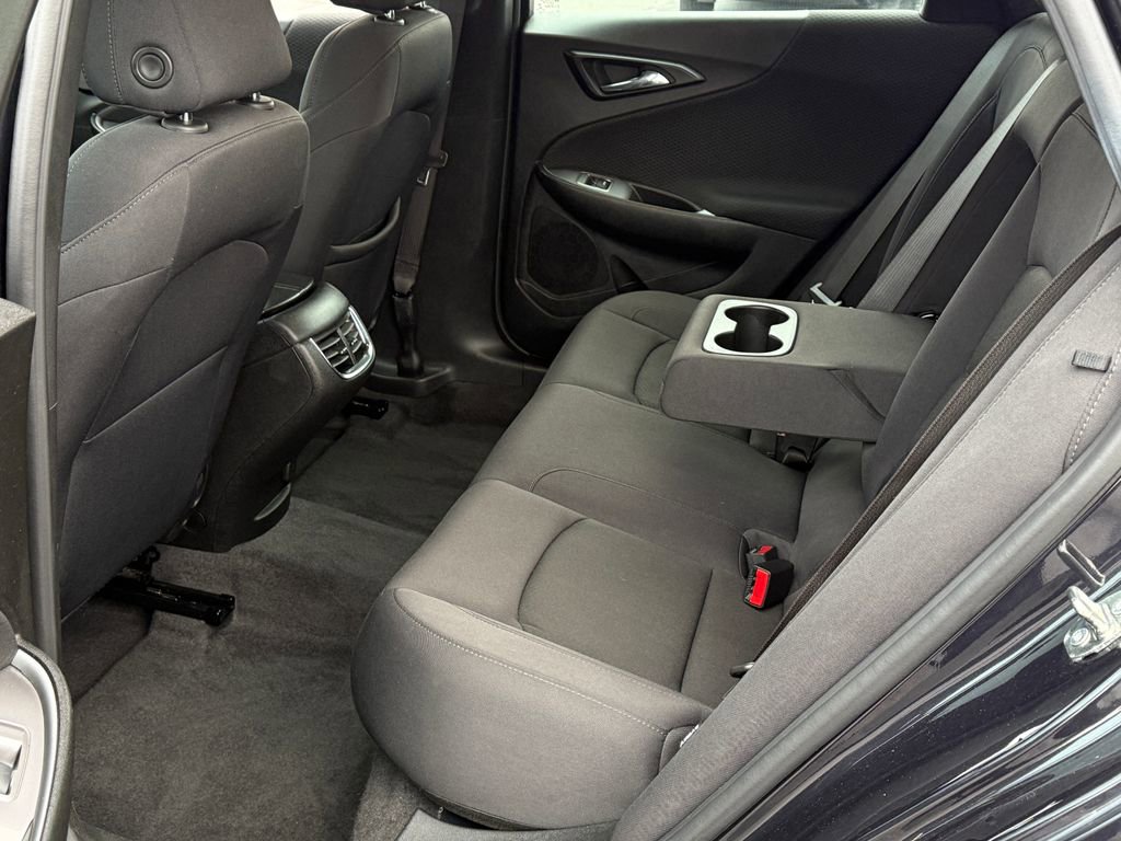 Used 2023 Chevrolet Malibu LT image 14